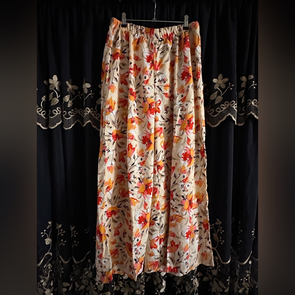 Vibrant Orange and Red Wide Leg Pants for Casual Wear